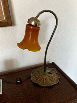 Vintage lily pad lamp