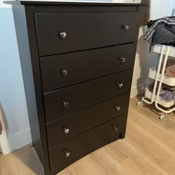 Matching Dresser & Nightstand