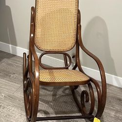 Rocking Chair 