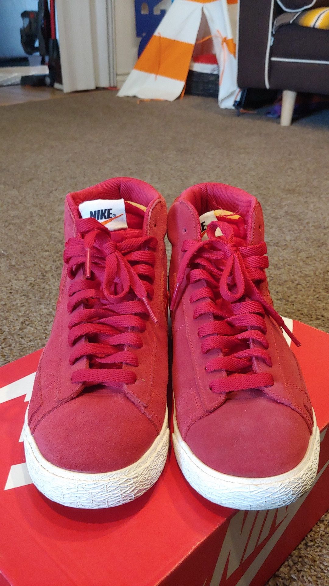 Nike blazer mids 8.5