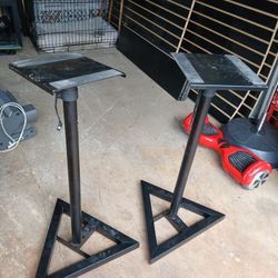 ** ON STAGE SPEAKER STANDS $100
