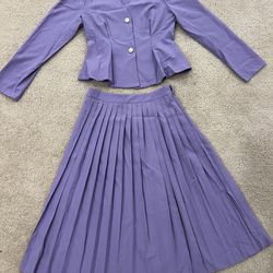 Women Elegant Skirt 2 Set  Size M  For Events Church Birthday Party Wedding Purple Lilac  Color Perfect Condition 
