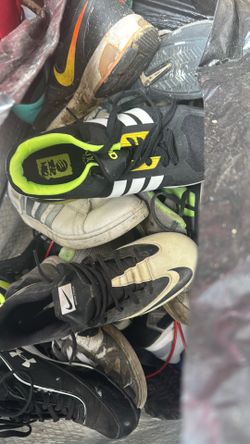 Whole bag of men’s shoes