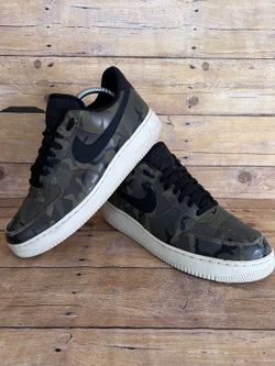 Nike Air Force 1 Low 'Olive Reflective Camo' Sneakers Size 9  Olive Small Dent