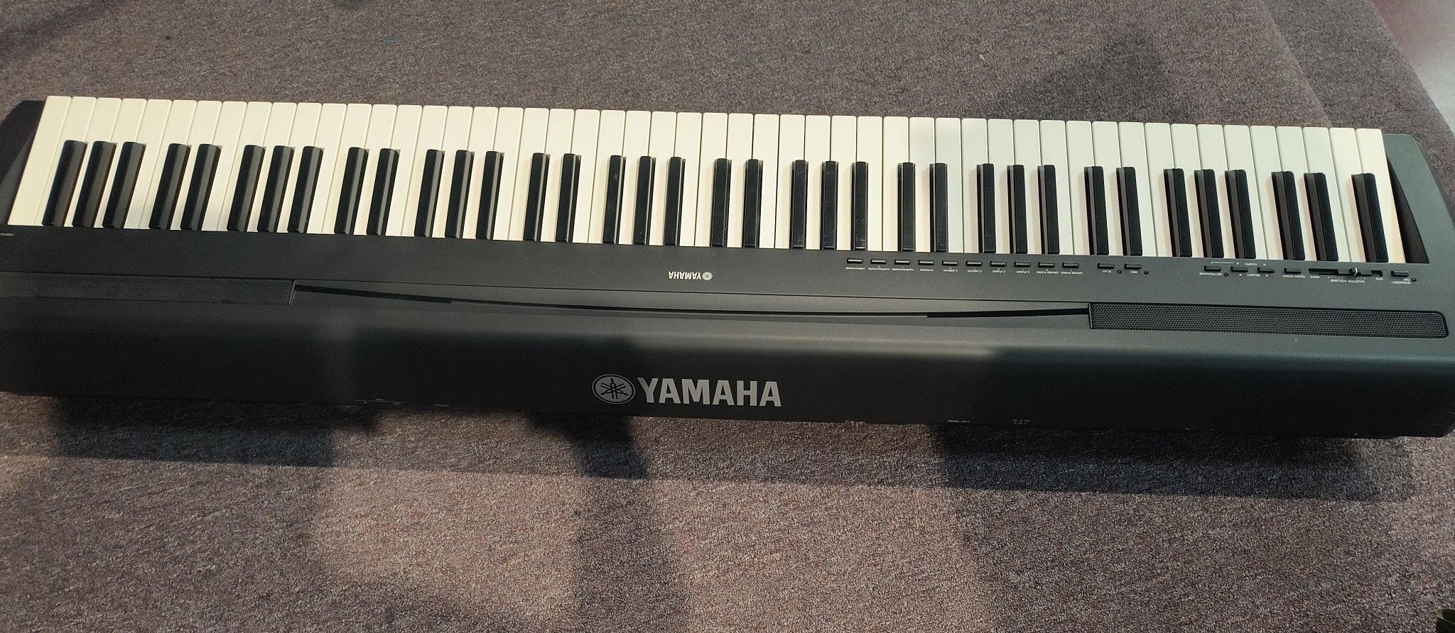 Yamaha P85 88 Key Digital Piano
