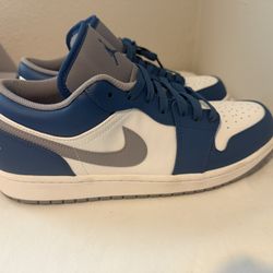 Jordan 1 Low Size 9