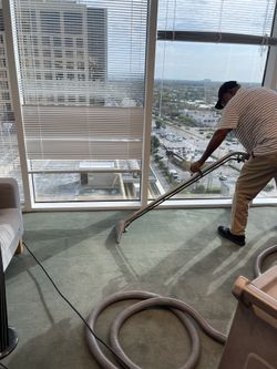 Water Clean Up And Dehumidification 