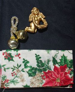 Angel napkin holders with bells and napkins