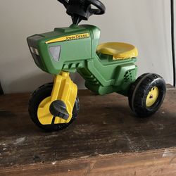 John Deer Pedal Tractor