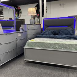 Grey queen bedroom set