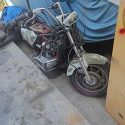 Motorcycle Gold Wing 1200