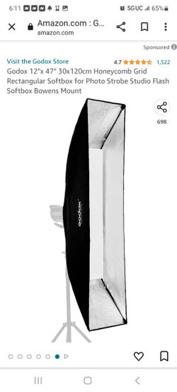 5-in-1 Collapsible Oval Reflector with Solid Goldand Godox Softbox