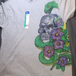 One of a kind hand drawn acrylic skull and snake t-shirt