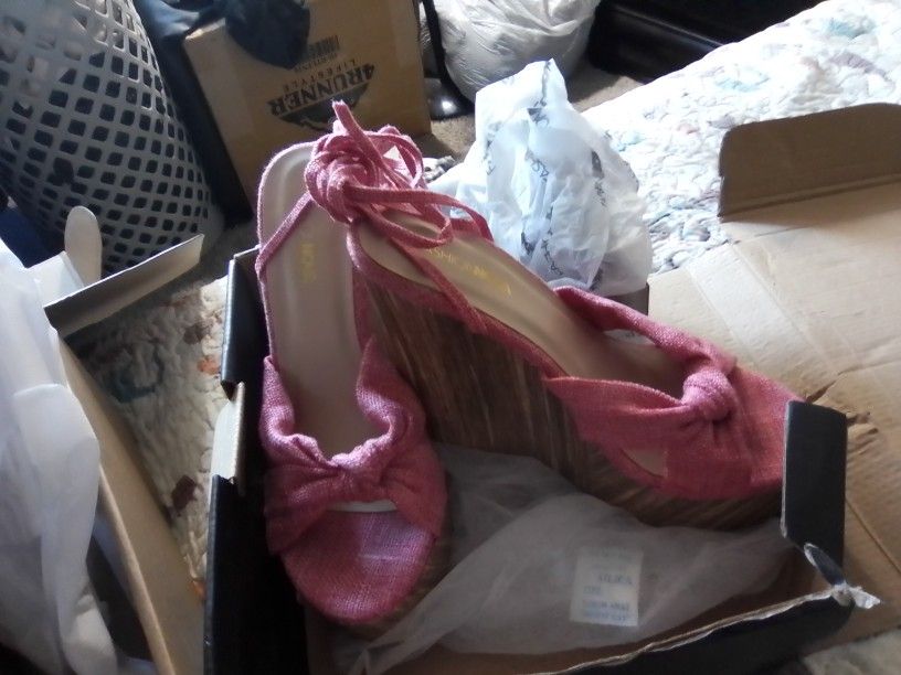 Womes Boots And High Hills