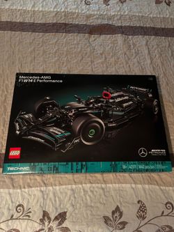 LEGO TECHNIC : MERCEDES-AMG F1 W14 E Performance Lego Set.