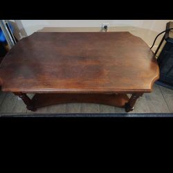BEAUTIFUL COFFEE TABLE, $30