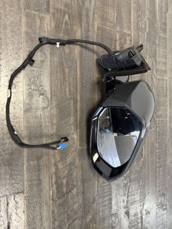 2024 bmw i7 passenger side mirror