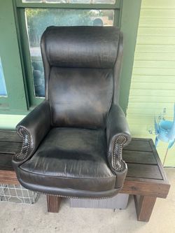 Desk chair