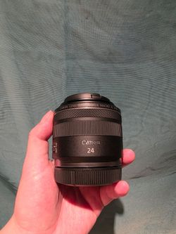 Canon RF 24mm f/1.8 Macro IS STM Lens