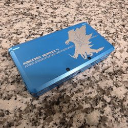 Nintendo 3DS Monster Hunter 4 Limited Edition Blue Custom Mob--ded