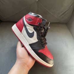 Jordan 1 Bred Toe Size 7Y