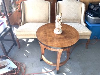 Coffe End Table An 2 Antique Chairs 