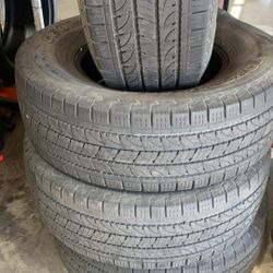 Lt 285x70R17 Tires 