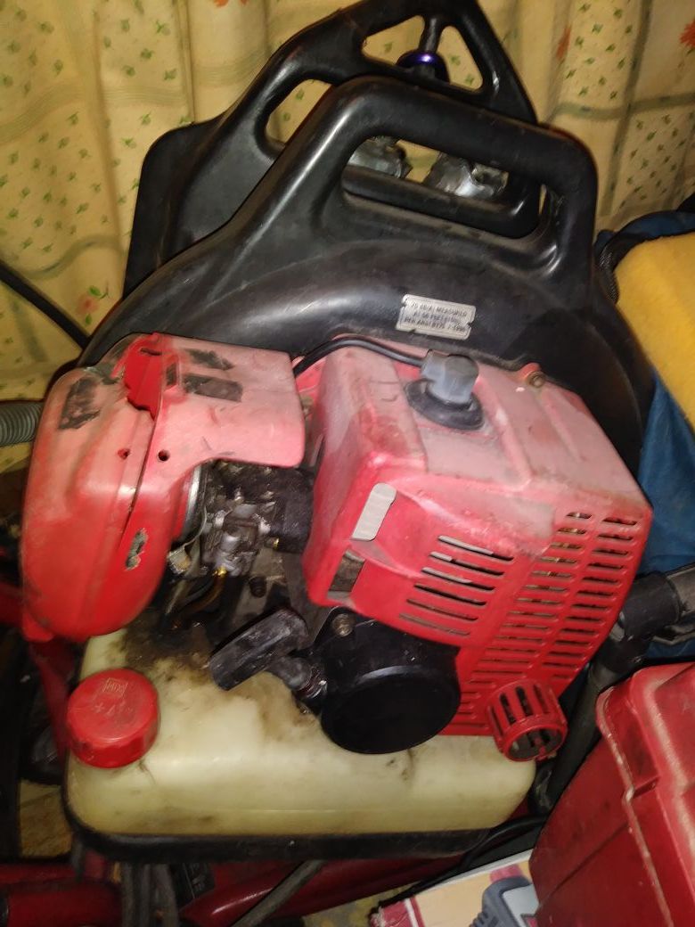 Backpack blower