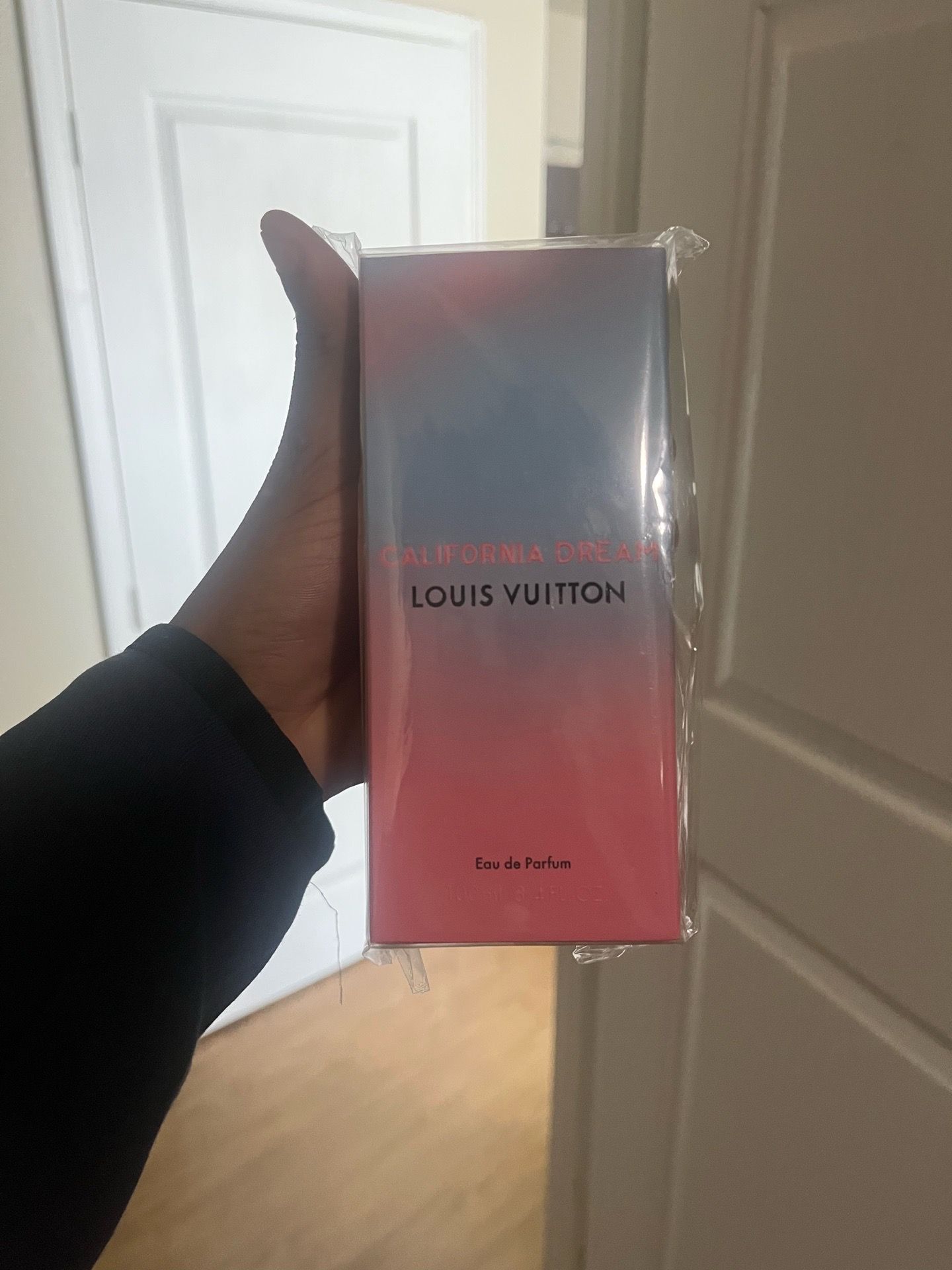 Louis Vuitton California dream sealed