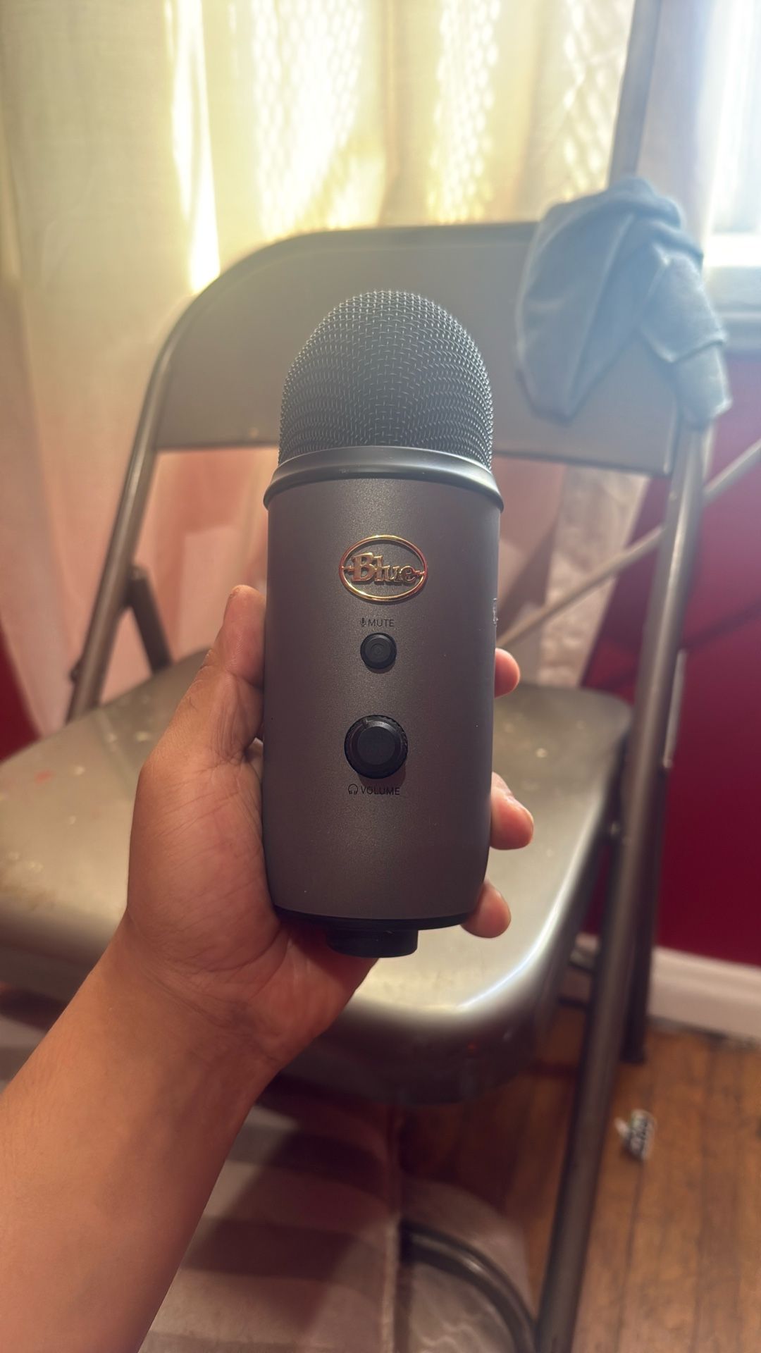 Blue Yeti usb Microphone (Read Description)