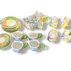 VINTAGE 1995 EASTER BUNNY CARROT GARDEN TOP FARMS MINI CERAMIC TEA SET