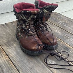 Cabela’s Youth Hunting Boot 6M