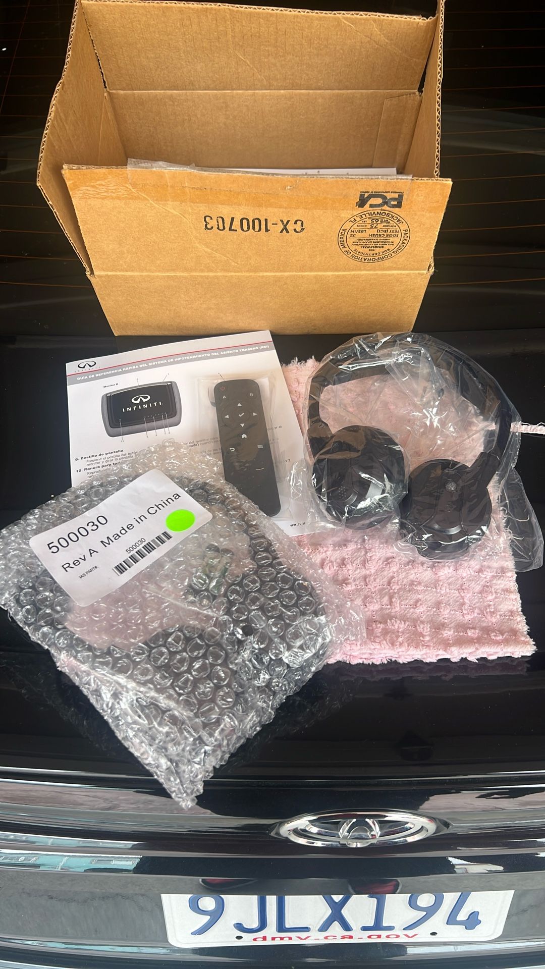 Headsets & Remote For Infiniti QX80