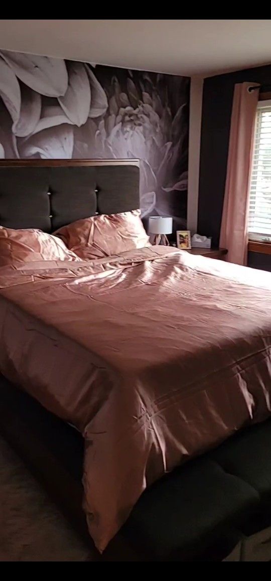 Queen Size Bed