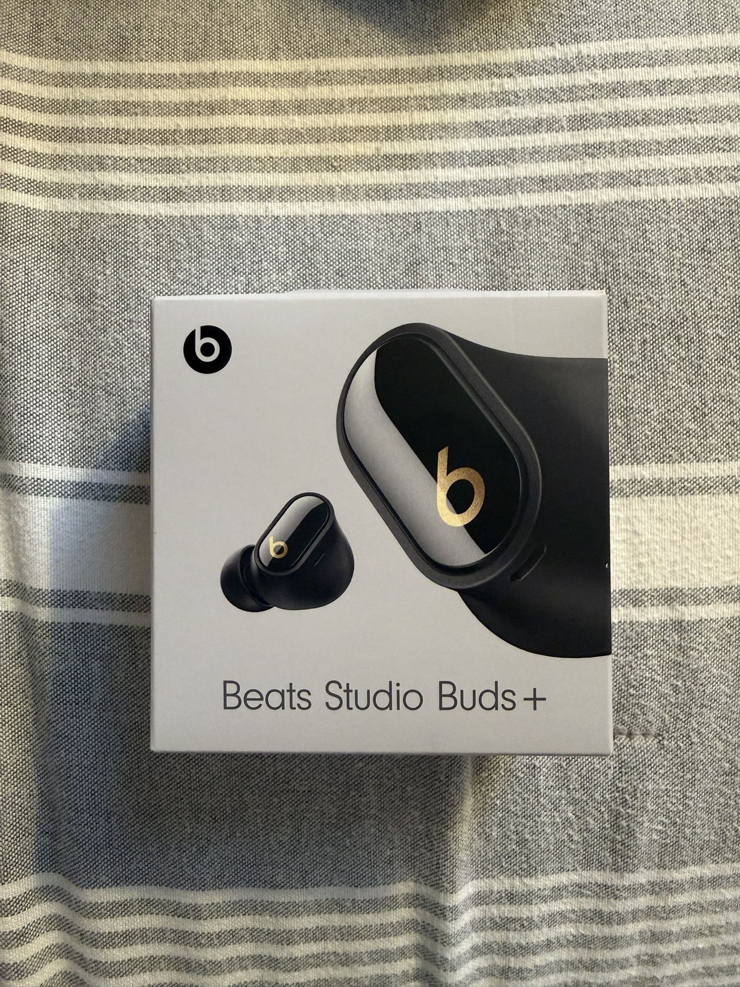 Beats Studio Buds +