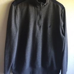 Nautica Men Gray Half Zip Sweatshirt. Medium