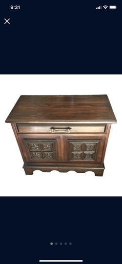 Lane Furniture Vinyl  Cabinet