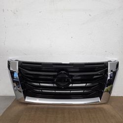 2022 2025 NISSAN PATHFINDER GRILLE OEM 