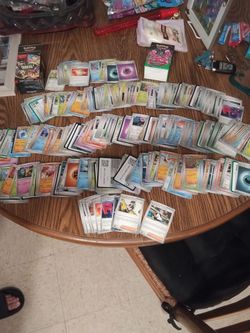 Miscellaneous pokemon cards 100+
