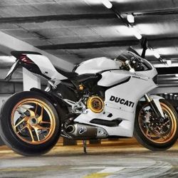 Ducati (contact info removed) Front Wheel Rim 