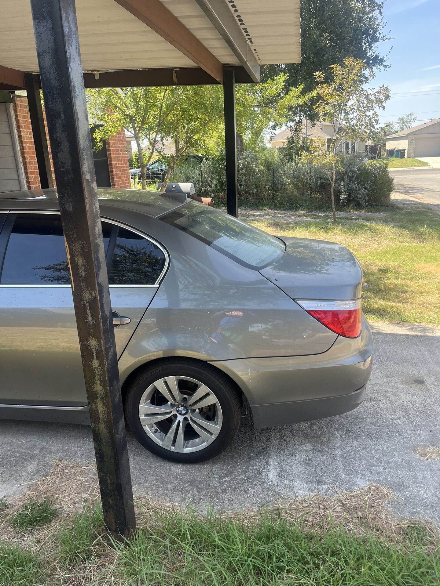 2010 BMW 528i