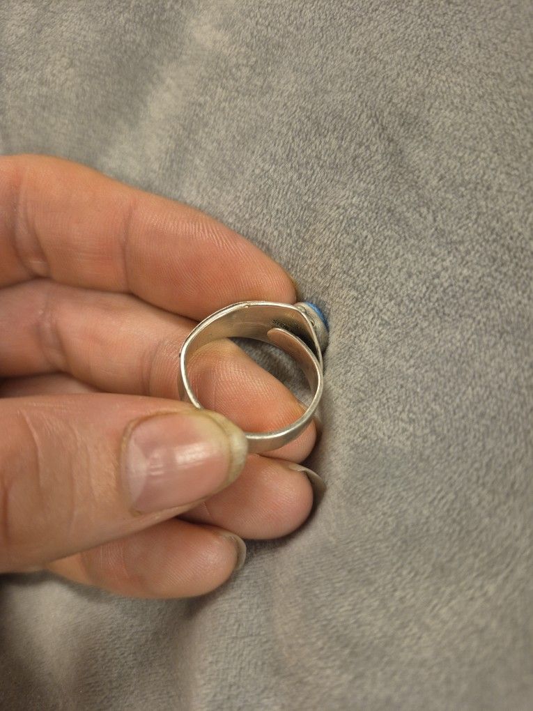 Sizable Stearling Ring 925