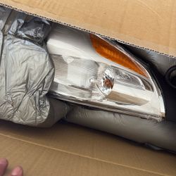 2 Brand New 2015 Chevy Spark Headlights 