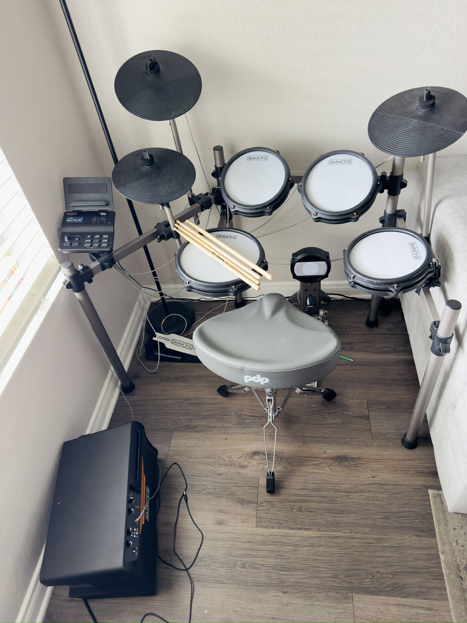 Drum Set (Like New)