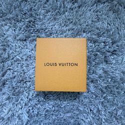 Black Louis Vuitton Monogram belt