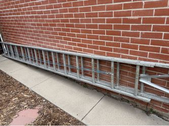 Ladder aluminum 25 foot