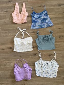 Cute summer crop tops size small