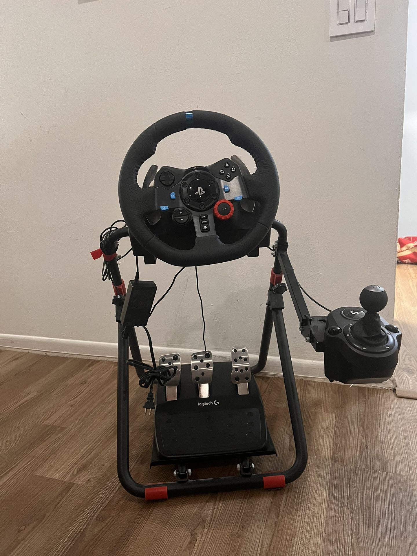 Logitech G29 gaming Wheel PlayStation + Stand