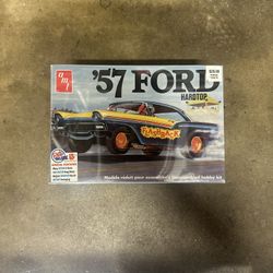 AMT 57 Ford Model Car Kit
