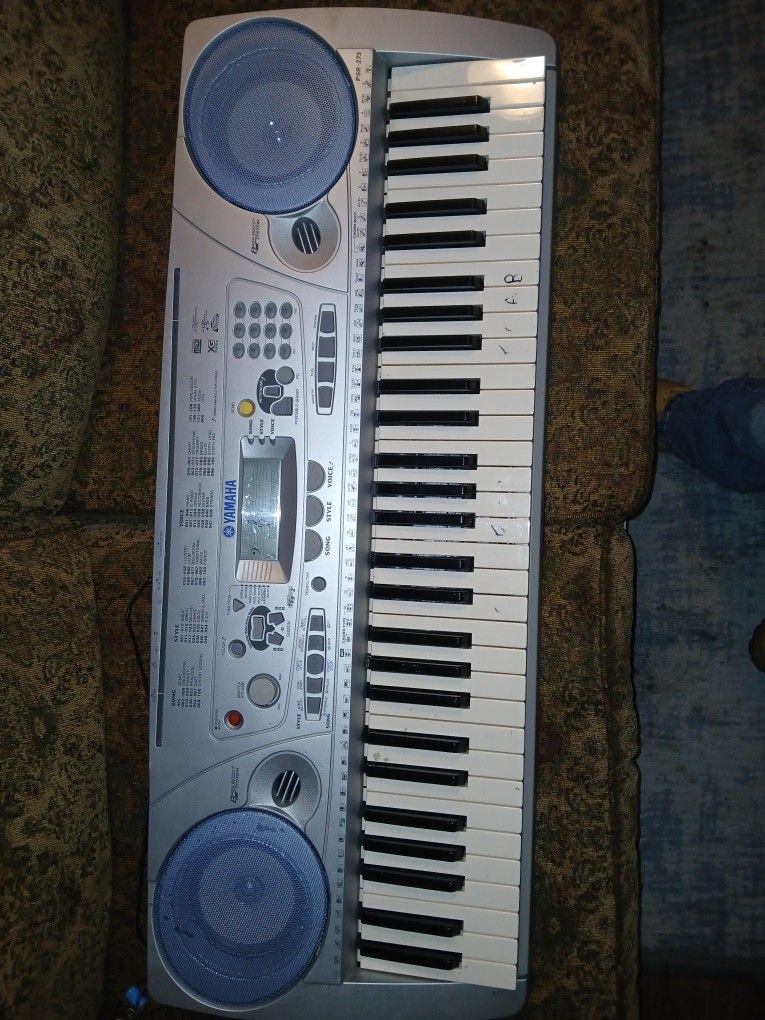 Yamaha Keyboard